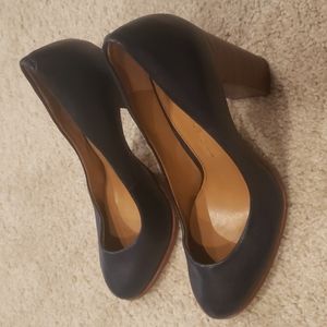 Banana Republic heels